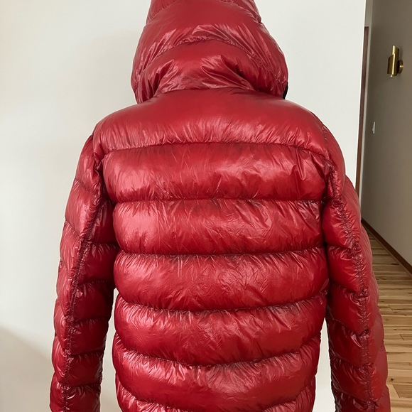 Herno puffer jacket- HUGE savings - Picture 6 of 12